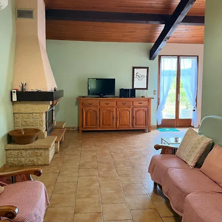 Maison A La Campagne * Flamarens